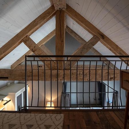 Отель Public House Lofts Крестед-Бьютт Экстерьер фото